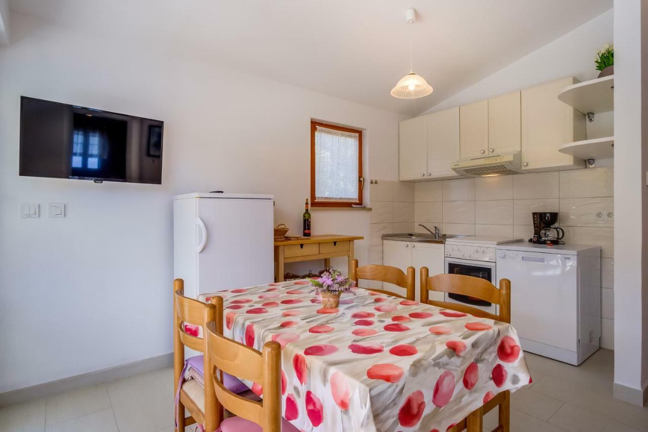 Apartments Валун Экстерьер фото