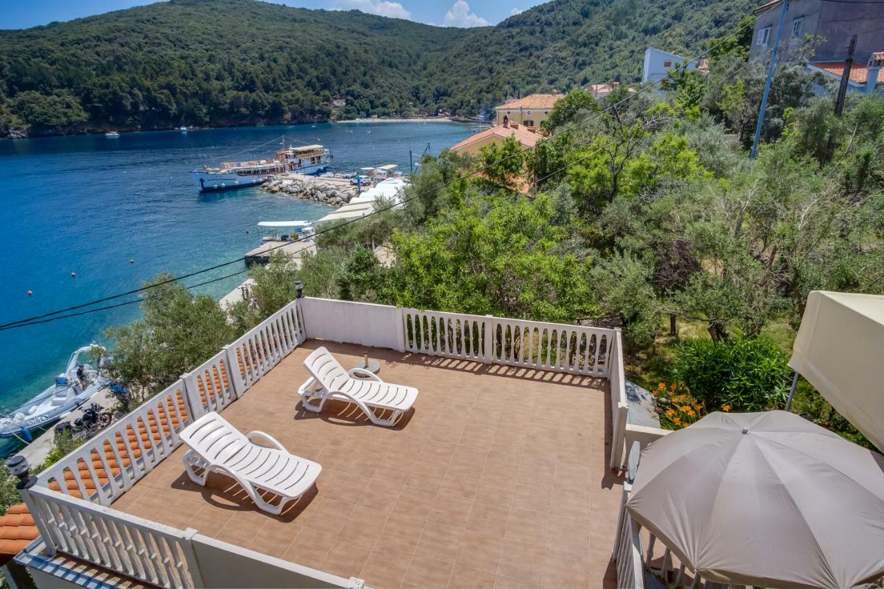 Apartments Валун Экстерьер фото